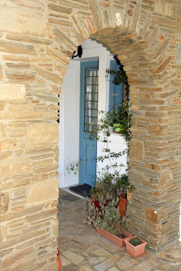 Andros Guesthouses Exteriér fotografie